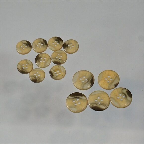 Vintage Celluloid Buttons Lot Of 14 - Picture 4 of 5
